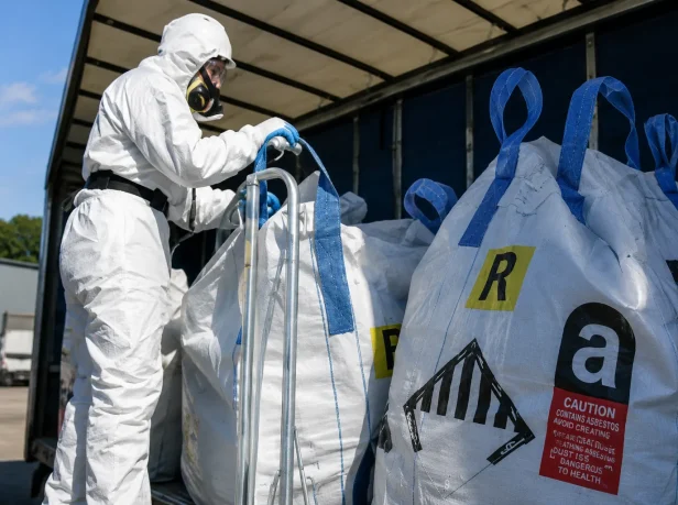 Operative removing asbestos cement roof sheets safely
